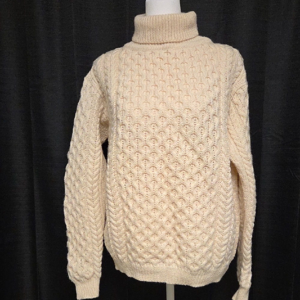 100% Merino Wool Turtleneck Sweater